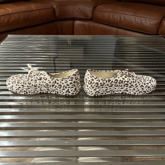 Leopard VANS - Picture 2 of 5